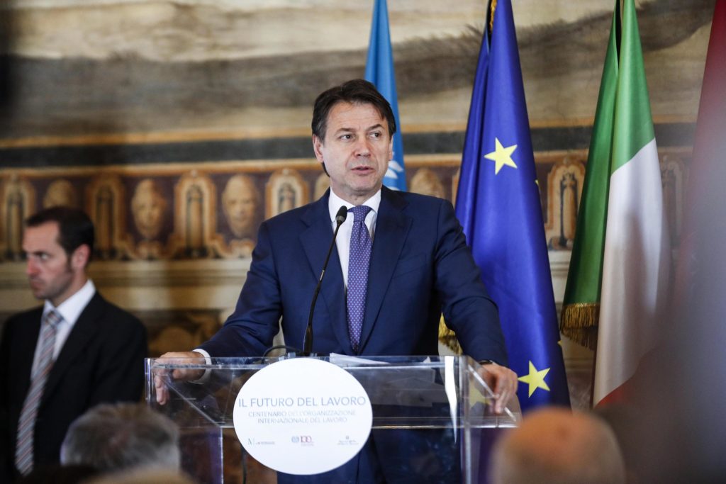 La Conferenza Stampa Di Giuseppe Conte In Diretta Streaming Open