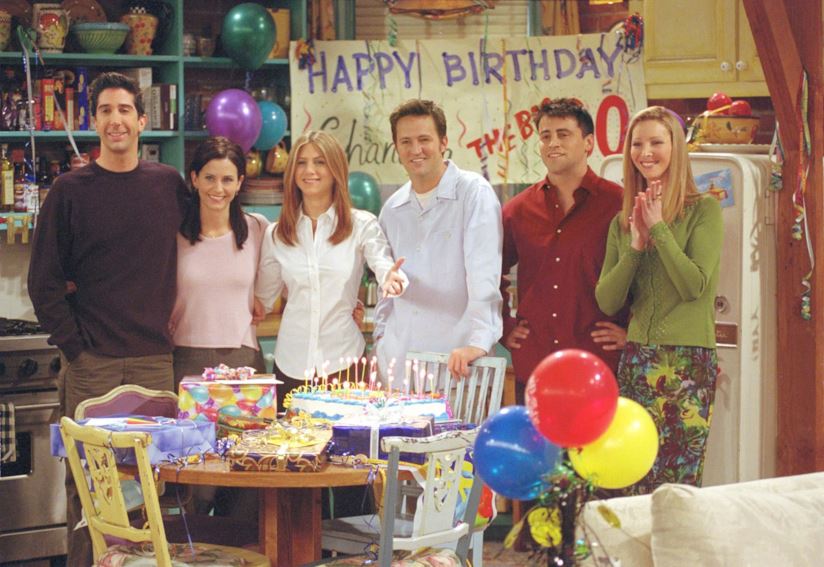 Buon Compleanno Friends La Celebre Sit Com Americana Compie 25 Anni Come Festeggiarla Al Meglio Open