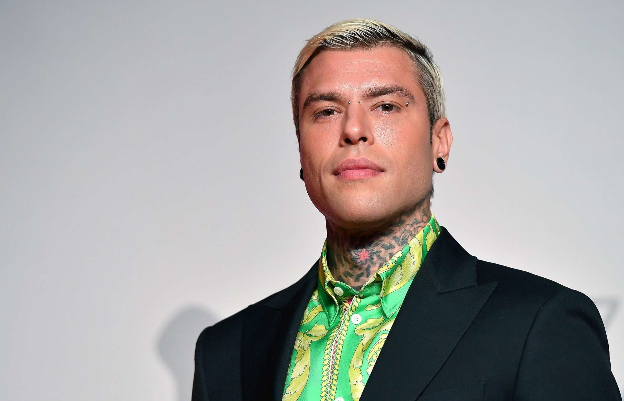 Fedez sends an email to the Rai Police with three clown emoticons.  President Barachini: “Disrespectful”